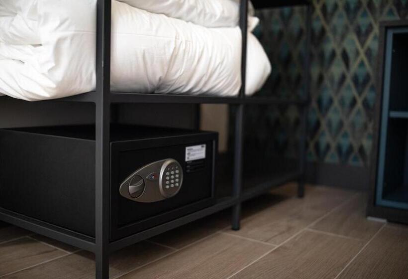 هتل Gilmar Orellana La Vieja