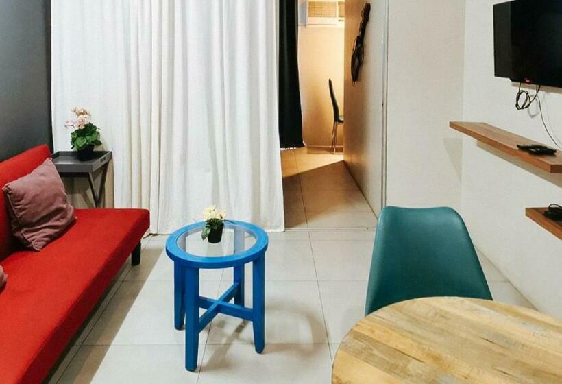 Отель Gmrentals Apartment At Mactan Airport