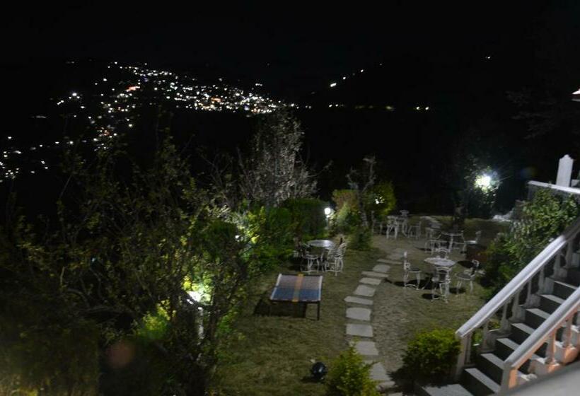 בית מלון כפרי Himalayan Retreat Neelkanth