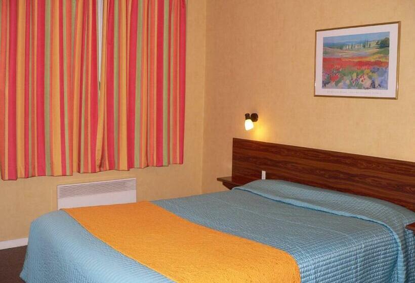 Отель Hôtel Le Cygne