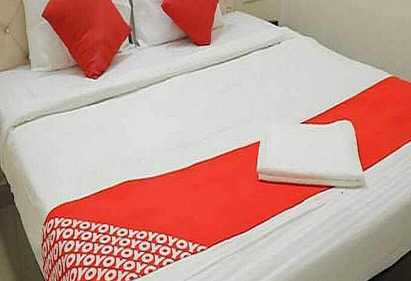 Отель O Hmi International