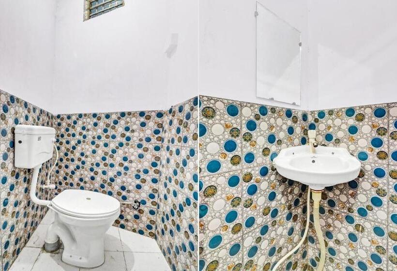 בית מלון כפרי Oyo 84178  King Star