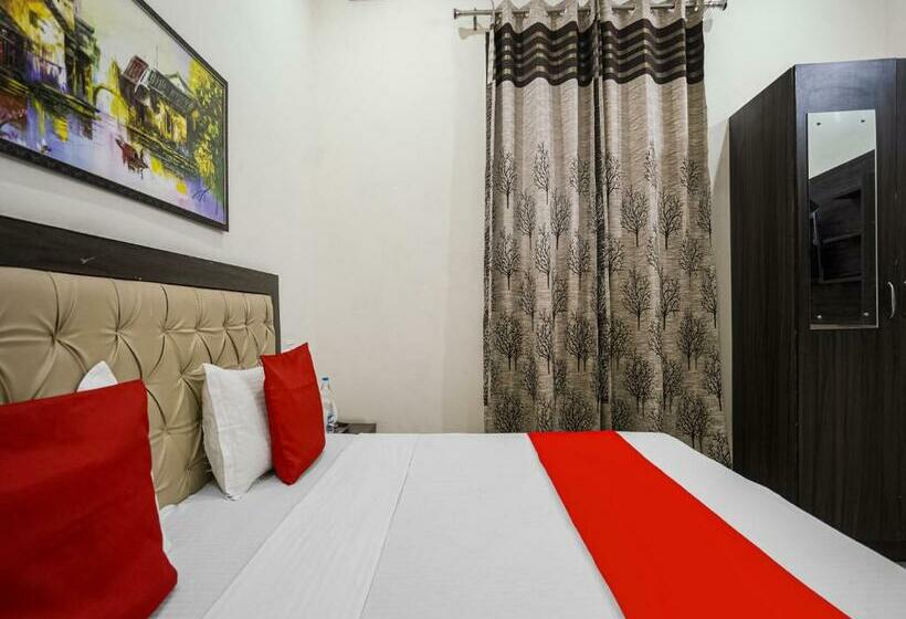 فندق Oyo 84355  Saini