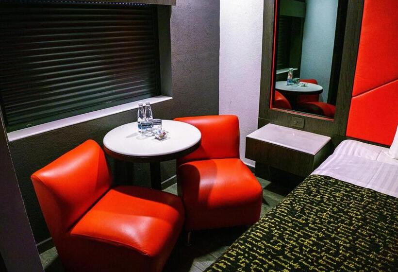 Отель Passion Secrets Villas And Suites