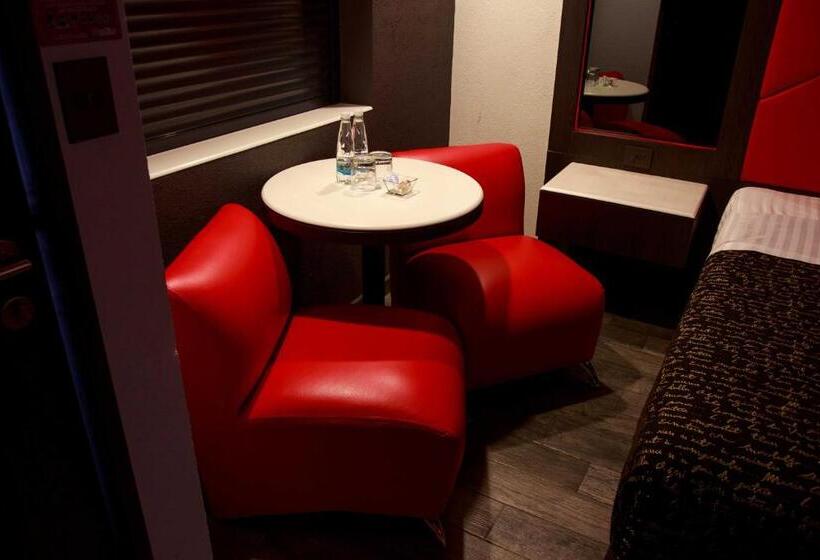 Отель Passion Secrets Villas And Suites