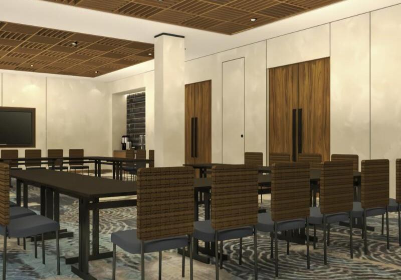 Pullman Lombok Merujani Mandalika Beach Resort