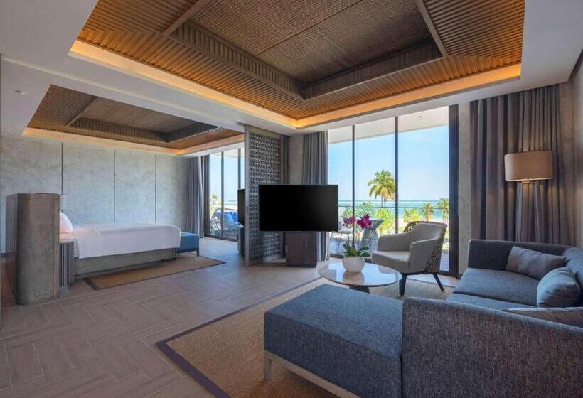 Pullman Lombok Merujani Mandalika Beach Resort