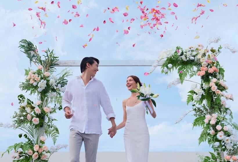 Pullman Lombok Merujani Mandalika Beach Resort