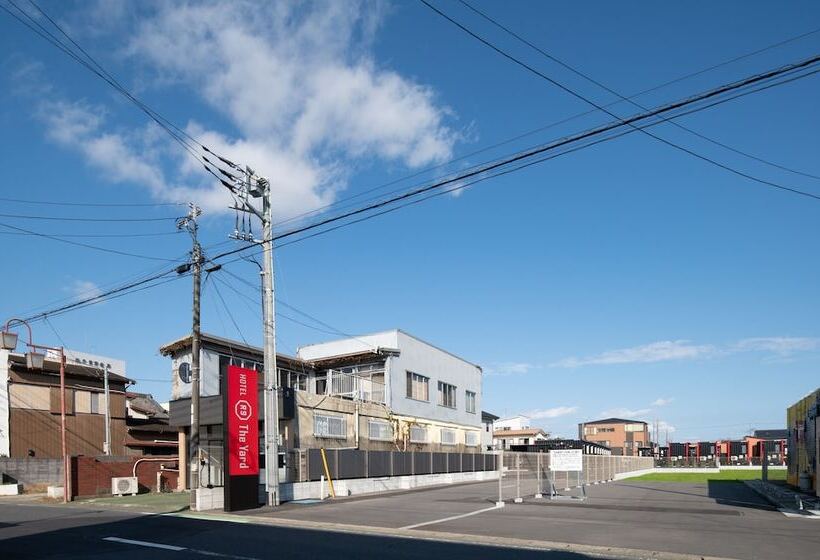 בית מלון כפרי R9 The Yard Asahishiro