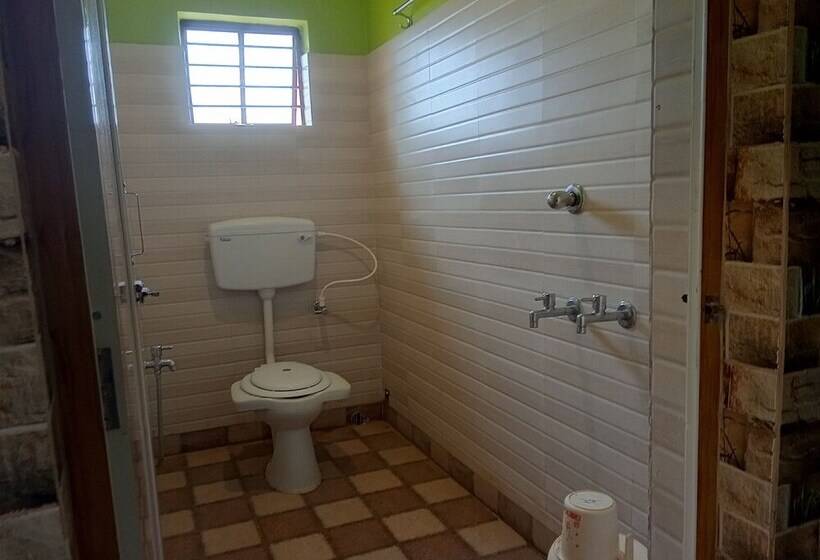 בית מלון כפרי Resort Neel Nirjan !! Best Family Resort In Bolpur Santiniketan With Swimming Pool !!