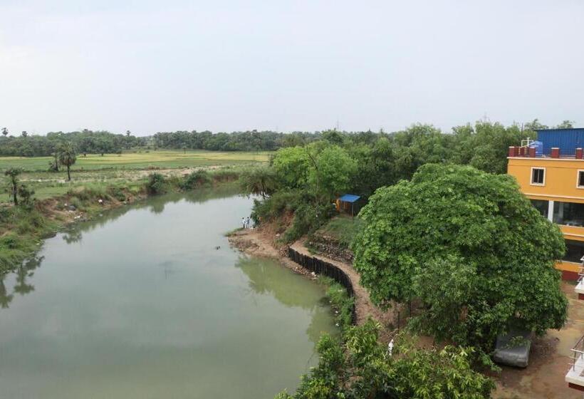 בית מלון כפרי Resort Neel Nirjan !! Best Family Resort In Bolpur Santiniketan With Swimming Pool !!