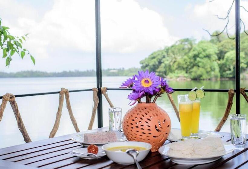 호텔 Scenery River Star