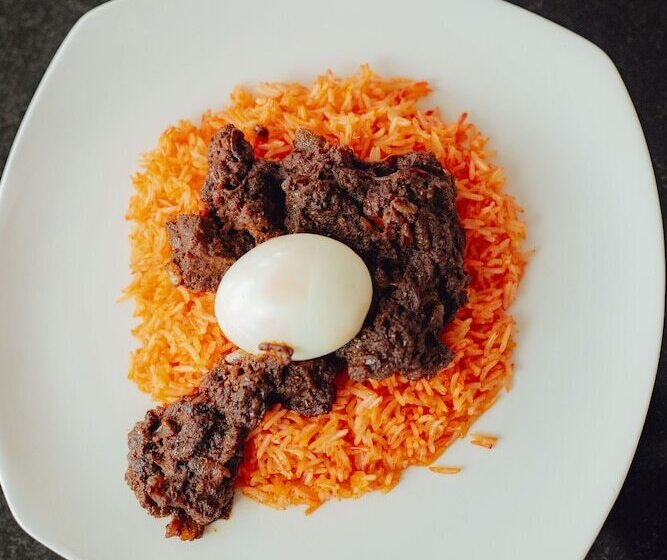 Отель Seven Skies