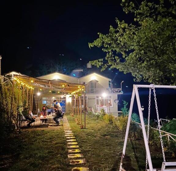 ホテル Small Victories Stay & Cafe