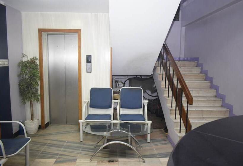 ホテル Sri Krishna Vilas