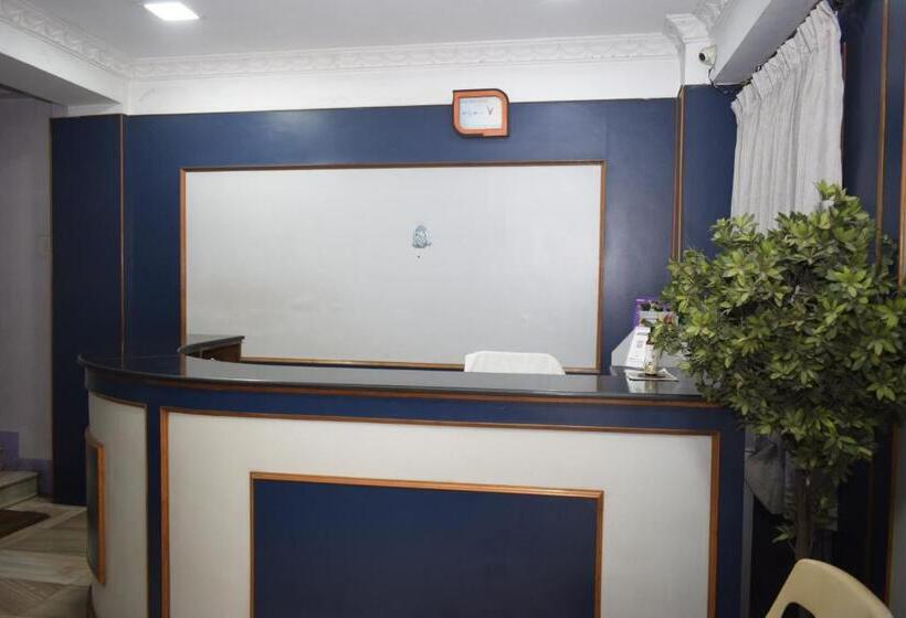 ホテル Sri Krishna Vilas