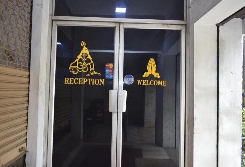 ホテル Sri Krishna Vilas