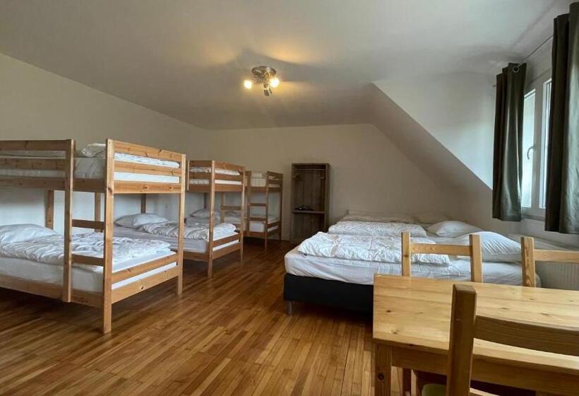 Отель Die Strumpffabrik   Guesthouse