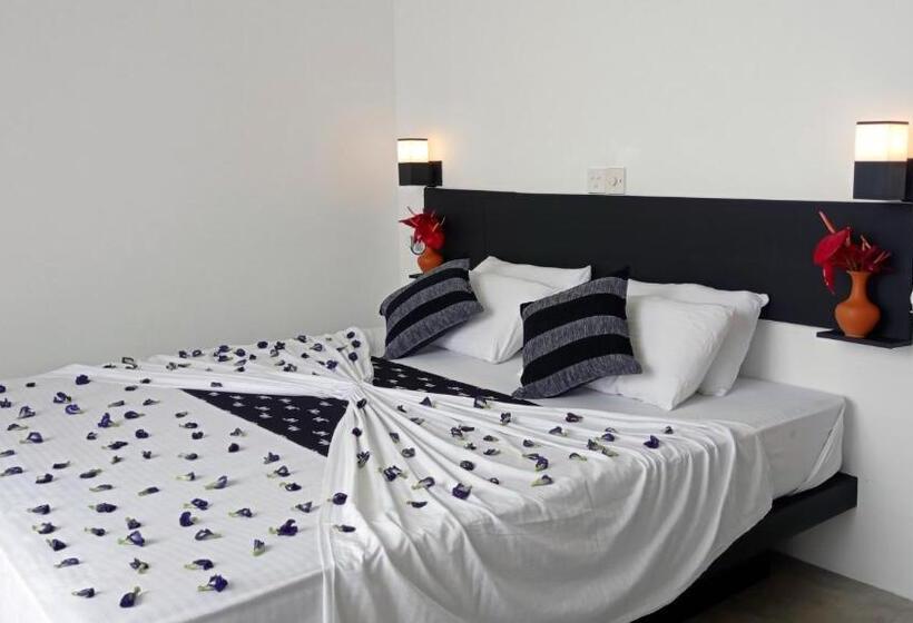 Отель Talalla Leisure