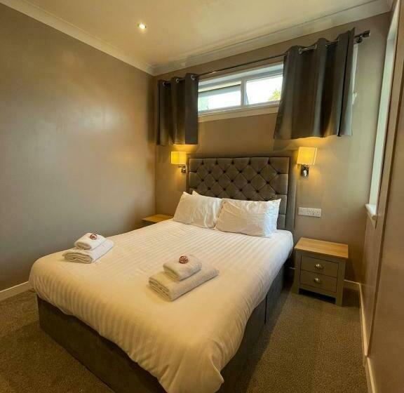 فندق The Skye Bridge