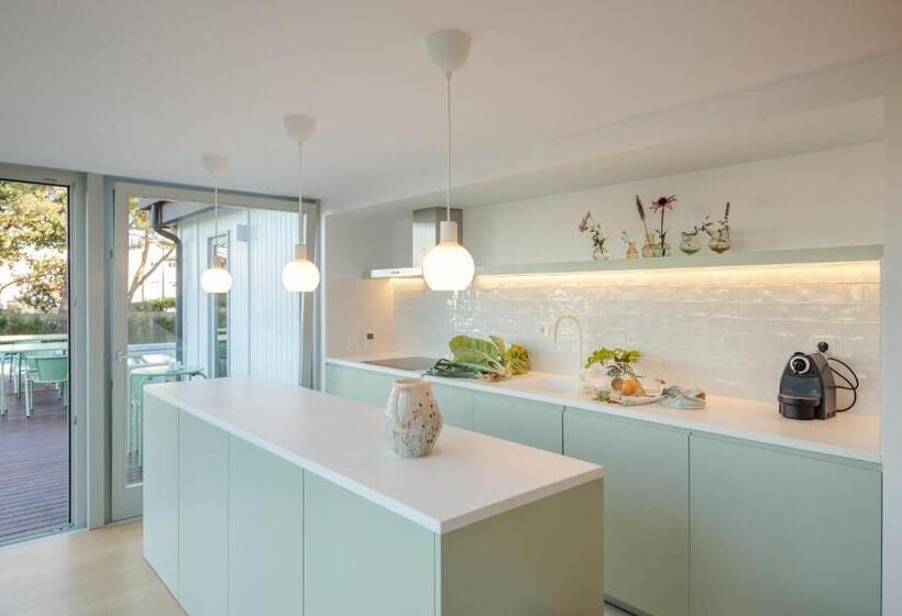 펜션 70 S Wood House