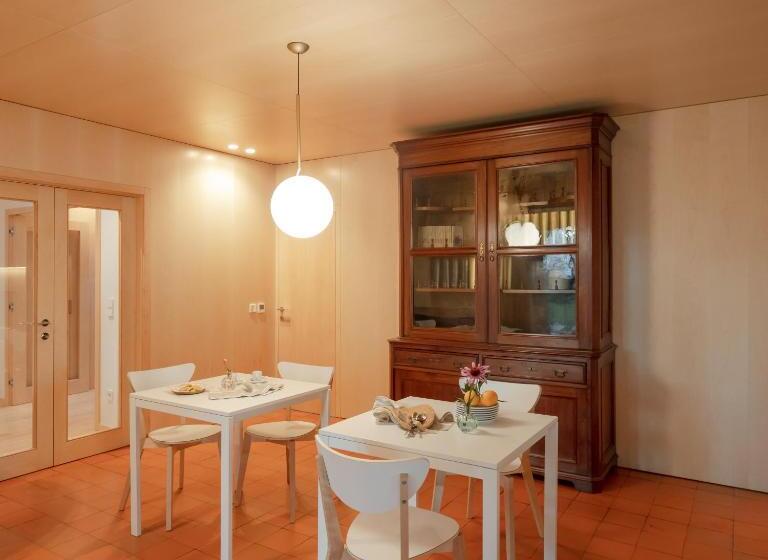 펜션 70 S Wood House