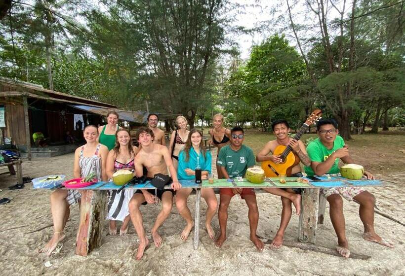 פנסיון Azza Karimunjawa