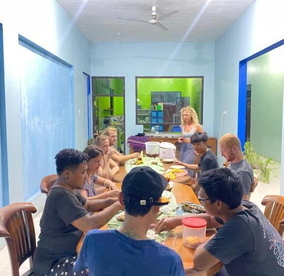 פנסיון Azza Karimunjawa