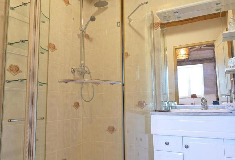 بنسيون Domaine Du Vidal