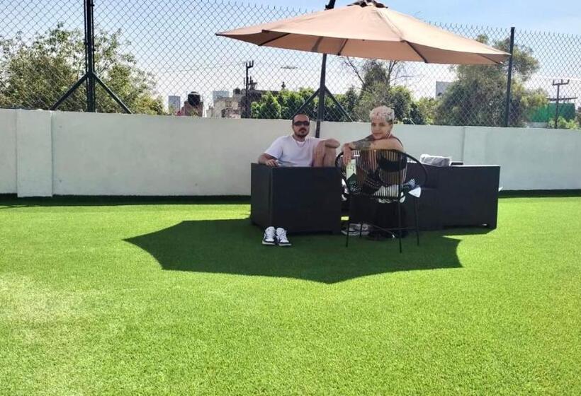 Пансион Downtown Treasure Place