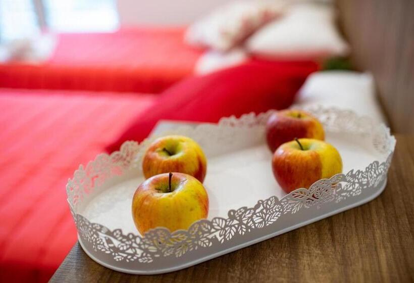 پانسیون Gostilna Pugelj