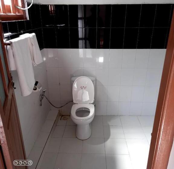 פנסיון La Vira Beach Villa