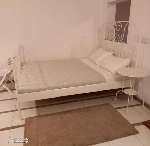 פנסיון La Vira Beach Villa