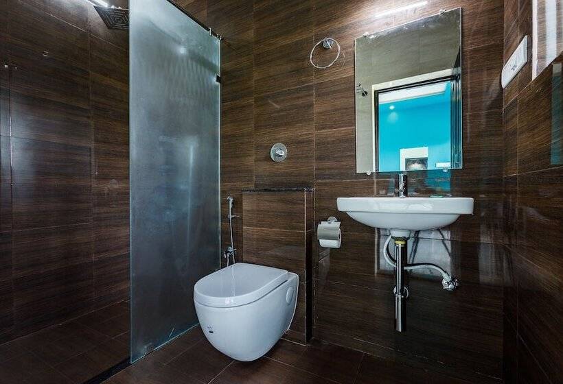 بنسيون Om Shanti Residence