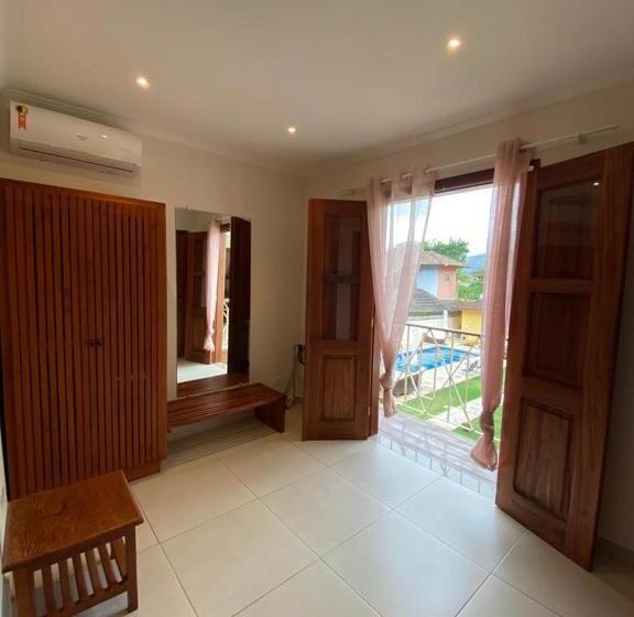 פנסיון Pousada Antígona