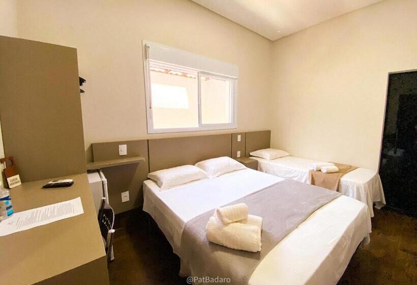 بنسيون Pousada Reserva Central