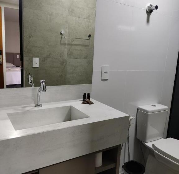 بنسيون Pousada Reserva Central