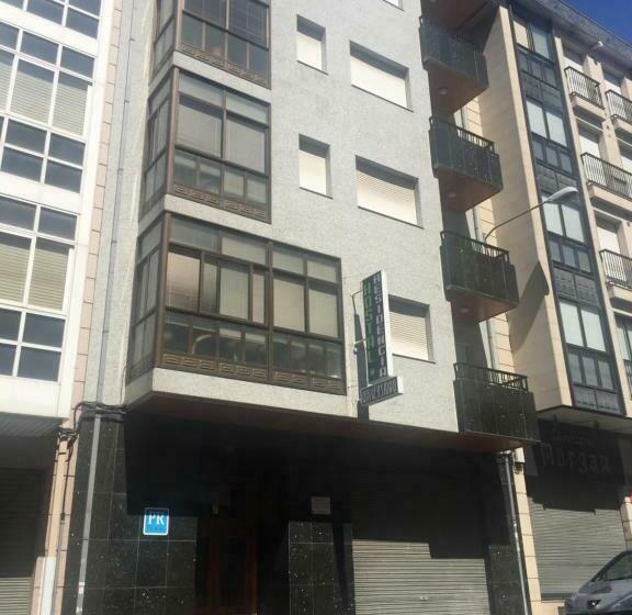 پانسیون Residencia Universidad