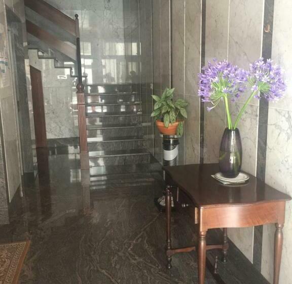 پانسیون Residencia Universidad