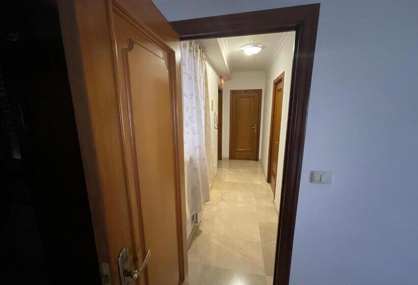 پانسیون Residencia Universidad