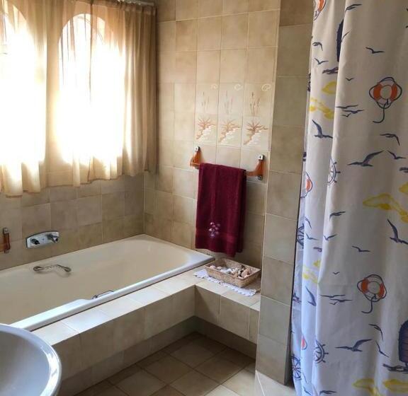 بنسيون Thee View