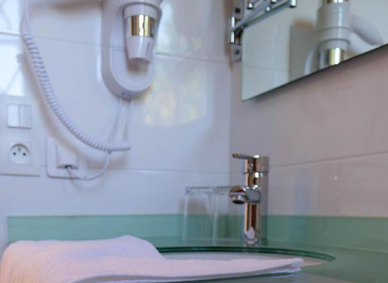 بنسيون Villa Enara