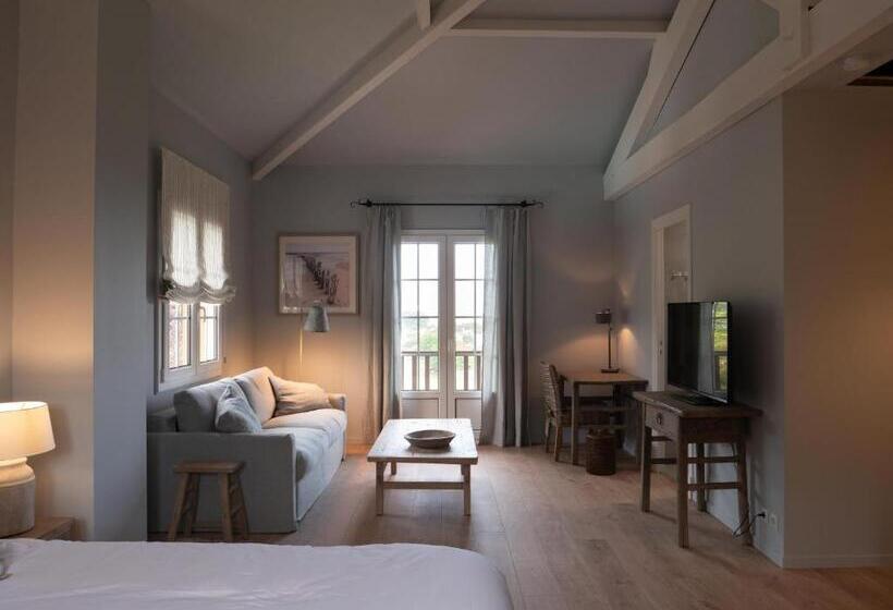 بنسيون Villa Enara