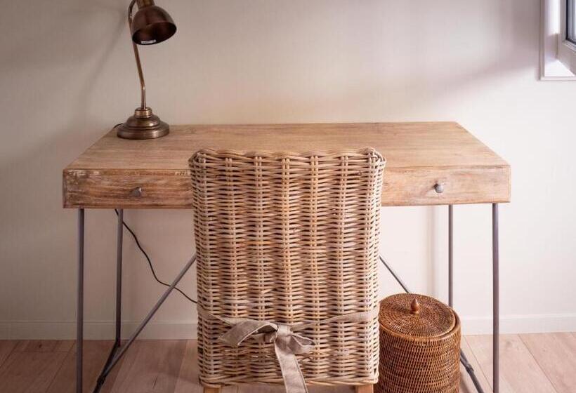 بنسيون Villa Enara