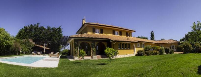 펜션 Villa Enara