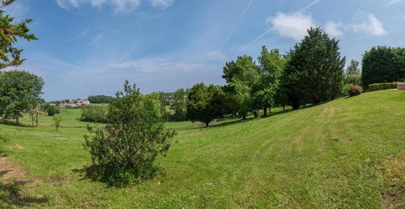 بنسيون Villa Enara