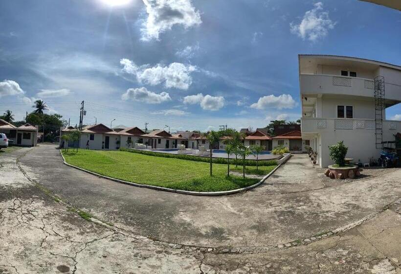 Shoreland Beach Resort By Cocotel