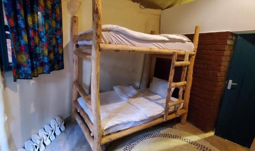 هاستل Kizumba House