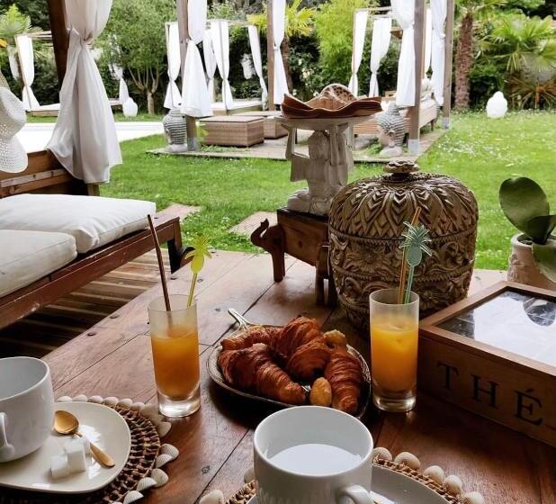 مبيت وإفطار Buddha Beach Thoiry