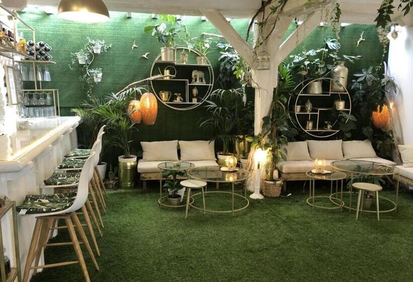 مبيت وإفطار Buddha Beach Thoiry